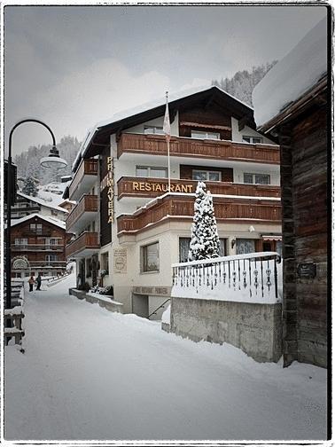 Hotel Primavera Zermatt Exterior photo